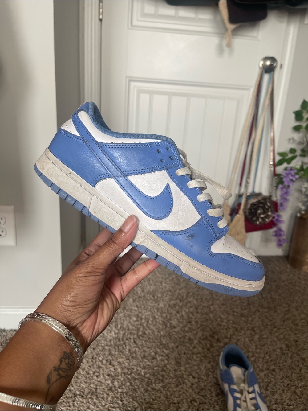Nike Men’s Low-Top Dunks - White & University Blue - Worn/Torn